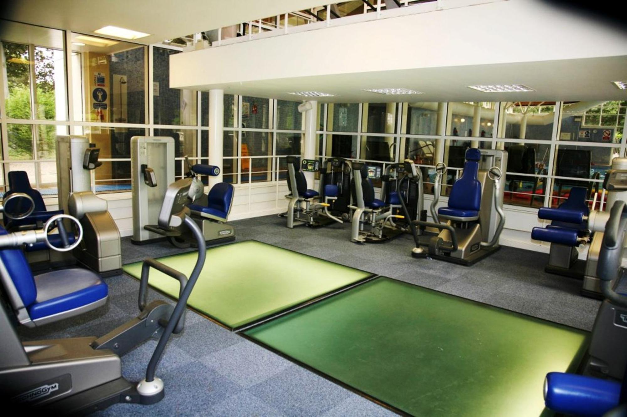 Manor Of Groves Hotel, Golf & Health Club Sawbridgeworth Bagian luar foto